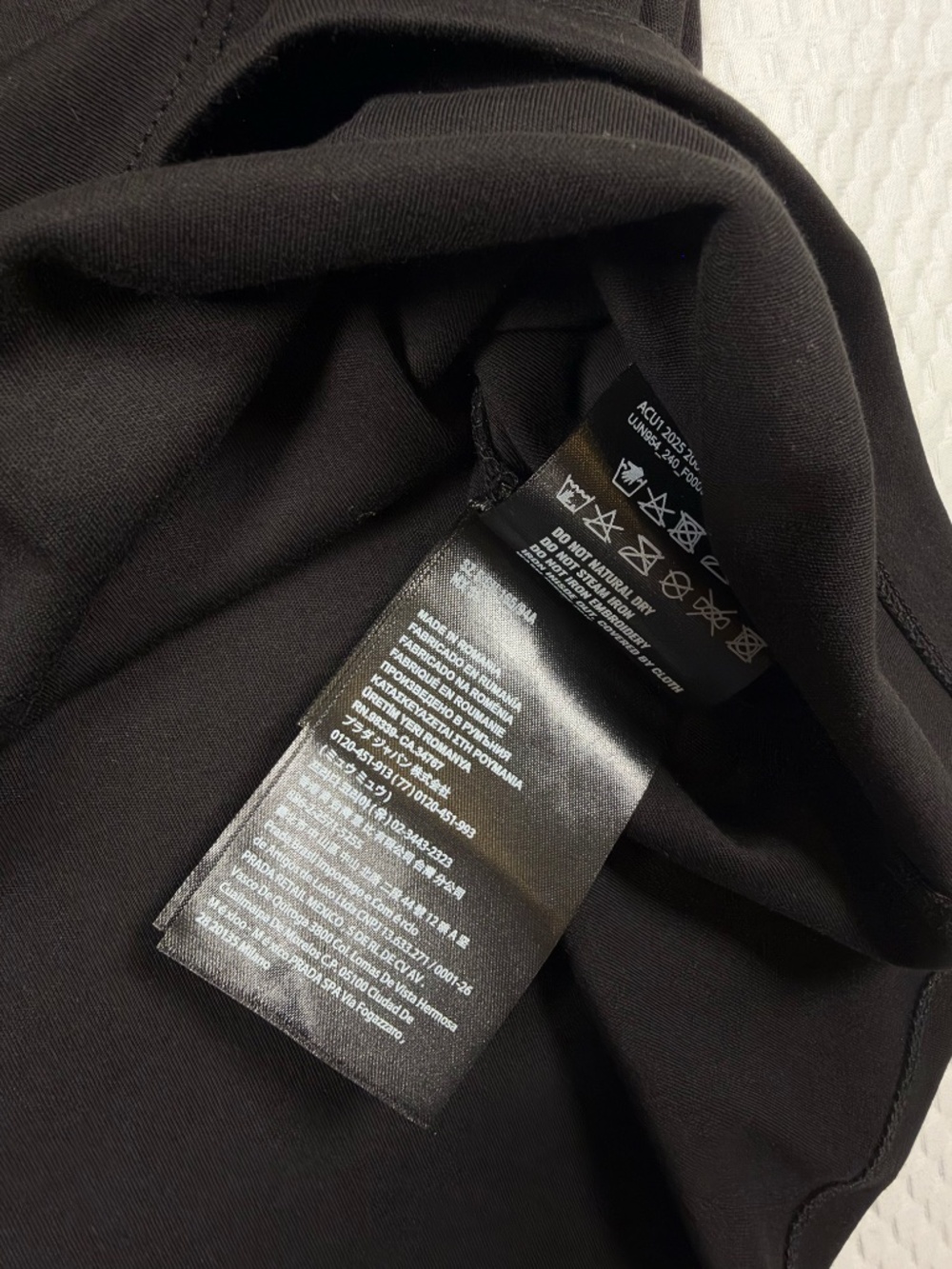 PRADA MEN'S BLACK COTTON T-SHIRT SIZE SMALL BOXY FIT TRIANGLE LOGO EXCELLENT NWT - Picture 4 of 10